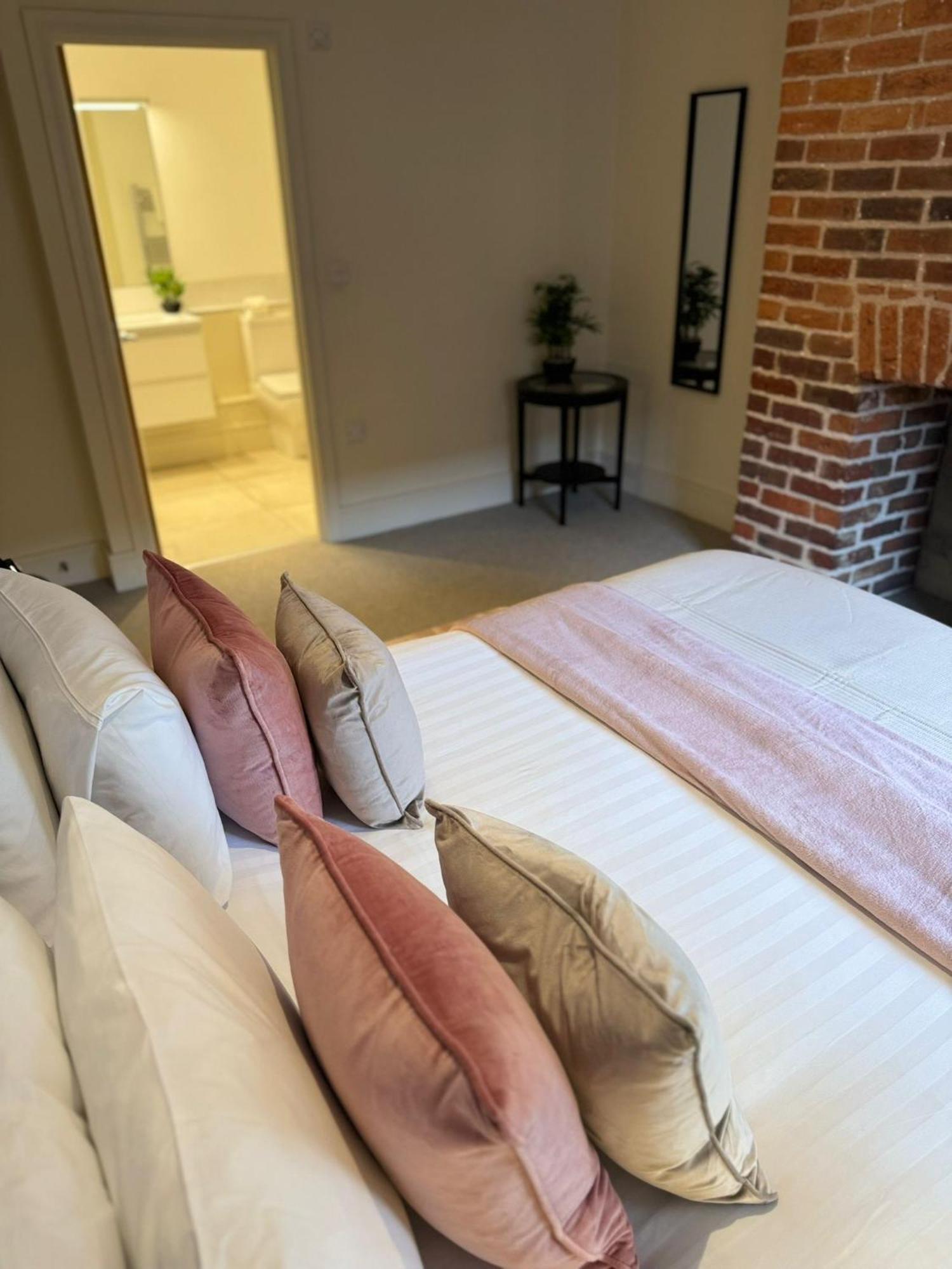 Osbourne House Pink 2 Bed, 2 And Half Bath Appartement Birmingham Buitenkant foto